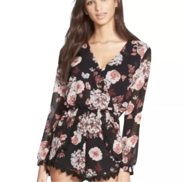 ASTR Black Floral Romper with lace trim - Picture 2 of 8
